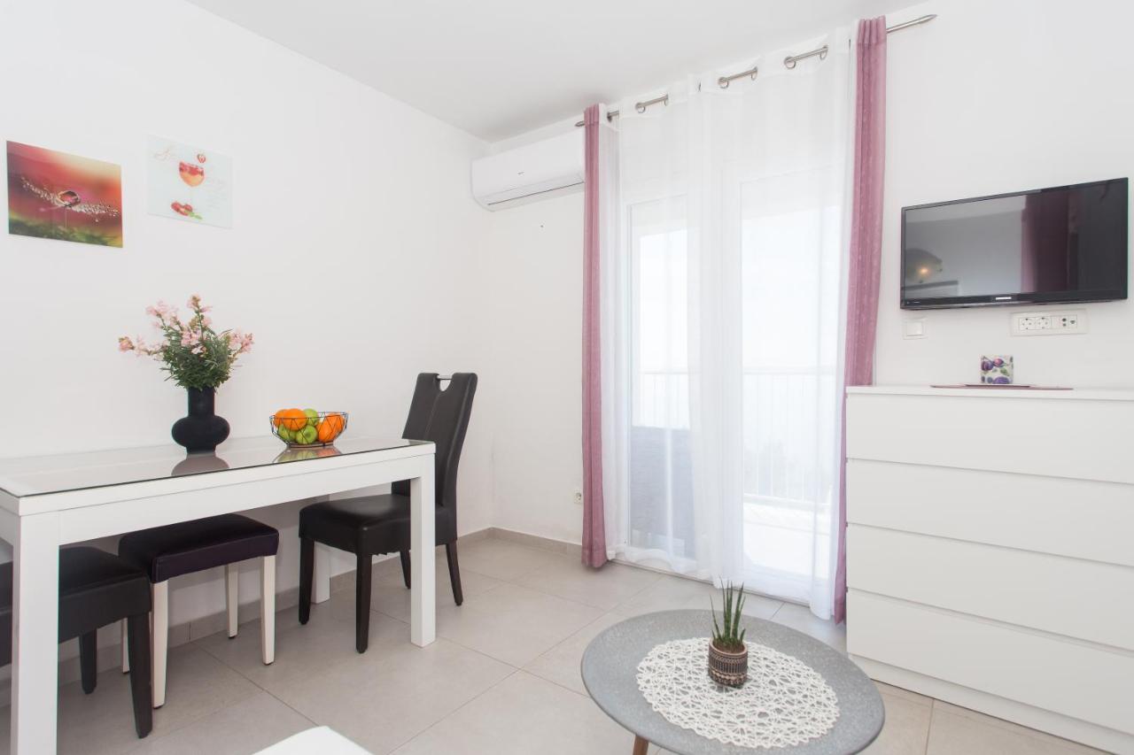 Apartments Bandic - 30 Meters To The Beach Трогір Екстер'єр фото
