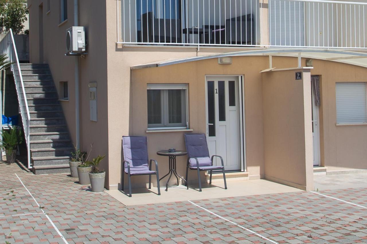 Apartments Bandic - 30 Meters To The Beach Трогір Екстер'єр фото